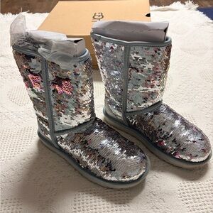 UGG Women's Silver Sequin Boots Size 5 or Big Kids Size 3